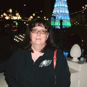 Meet your Posher, Suzanne